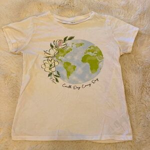 Crewcuts by J Crew Earth Day Everyday shirt